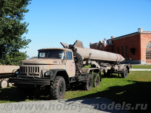 zil-131_ с ракетой.jpg